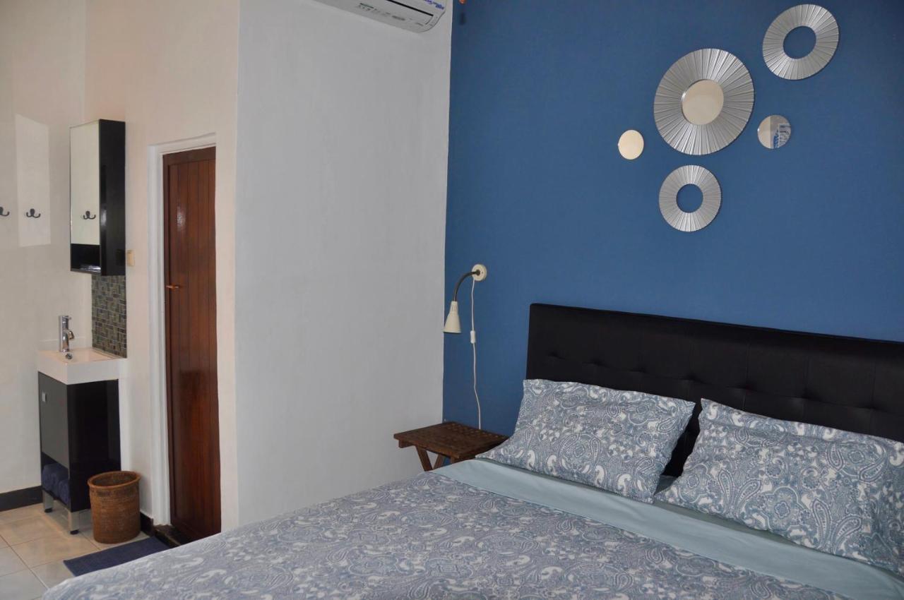 Guesthouse The 4 Fish Manado Dış mekan fotoğraf