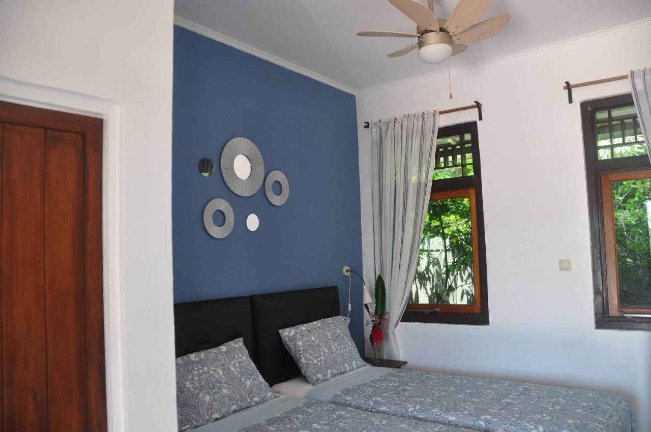 Guesthouse The 4 Fish Manado Dış mekan fotoğraf